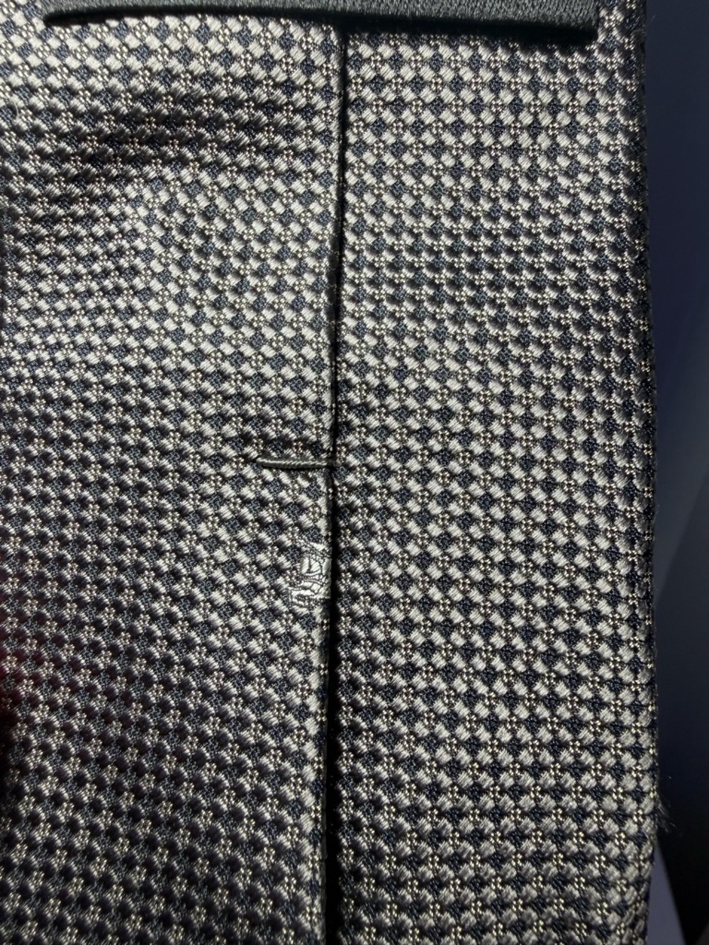 Burberry Black Label Men's Silk Tie (EUC) - Picture 8 of 14